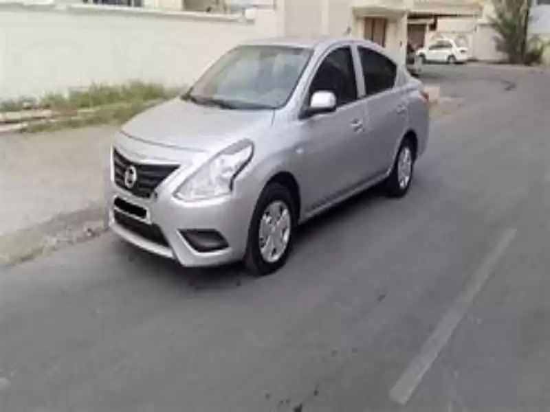 استفاده شده Nissan Sunny برای فروش که در السد , دوحه #6117 - 1  image 